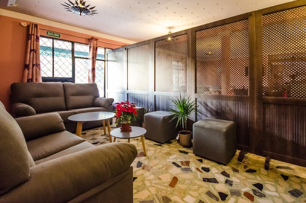 Hostal La Pastora كانديليدا المظهر الخارجي الصورة