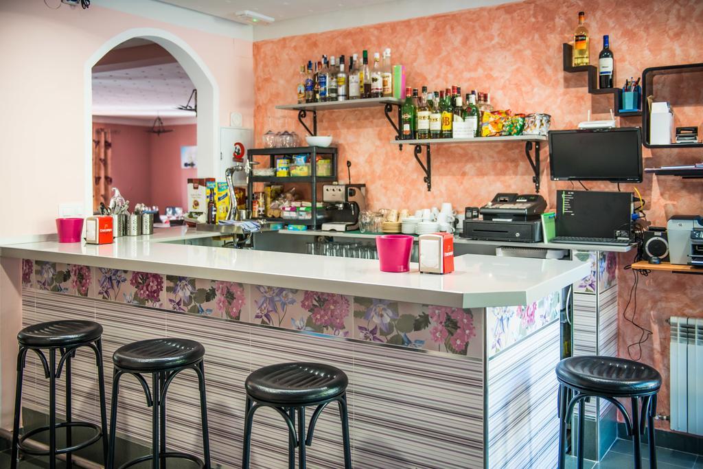 Hostal La Pastora كانديليدا المظهر الخارجي الصورة